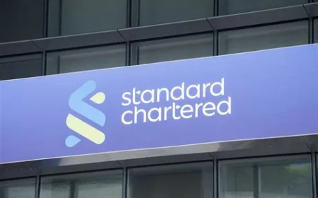 Standard Chartered và Coinbase hợp tác xây dựng hạ tầng tài sản mã hóa tổ chức