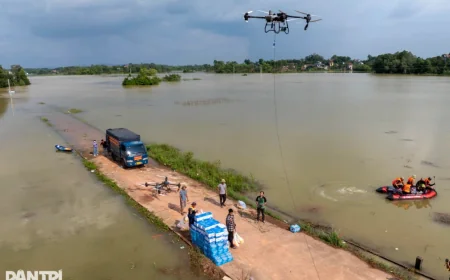 Cuộc đua kiếm tiền từ bầu trời dưới 1.000m