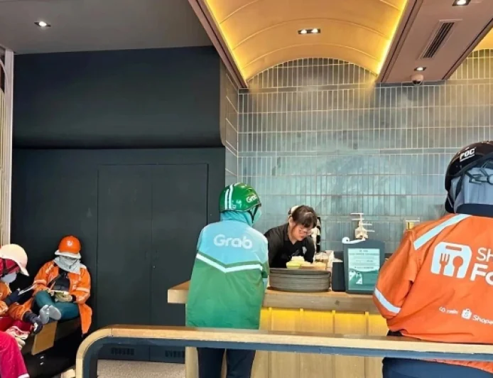 Người Việt chi 2,1 tỷ USD đặt đồ ăn qua ứng dụng năm 2025