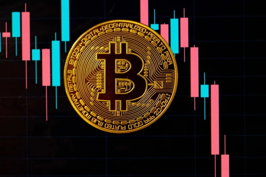 Giá Bitcoin lao dốc xuống mức thấp nhất trong một năm qua
