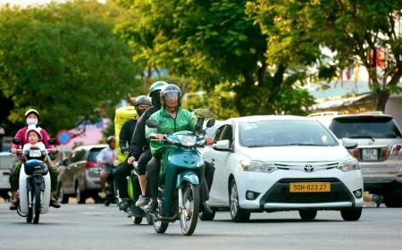 Ứng dụng gọi xe tăng thưởng dịp lễ, tài xế kỳ vọng cải thiện thu nhập